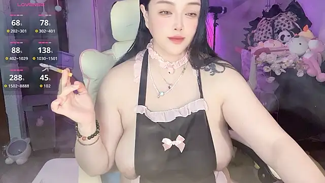 Snapshot of jiuer668 chatting on 06-11-26, 02:14 jiuer668 online show from 06-11-26, 02:14