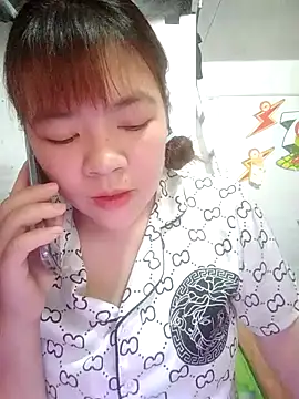 Snapshot of Loleml01 chatting on 05-29-26, 06:08 Loleml01 online show from 05-29-26, 06:08