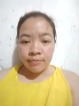 Snapshot of Loleml01 chatting on 05-16-26, 07:29 Loleml01 online show from 05-16-26, 07:29