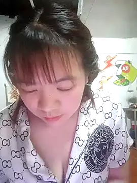 Snapshot of Loleml01 chatting on 05-28-26, 04:53 Loleml01 online show from 05-28-26, 04:53