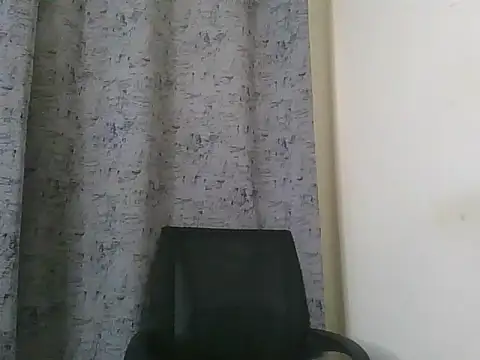 Snapshot of Ebonysexy_doll chatting on 06-24-26, 01:32 Ebonysexy doll online show from 06-24-26, 01:32
