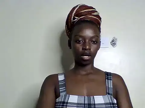 Snapshot of Red_blair chatting on 06-08-26, 11:44 Red blair online show from 06-08-26, 11:44