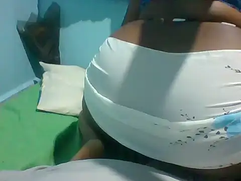 Snapshot of chocolate-pie2 chatting on 06-21-26, 04:46 chocolate-pie2 online show from 06-21-26, 04:46