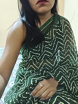 Snapshot of Shanaya_001 chatting on 06-03-26, 04:57 Shanaya 001 online show from 06-03-26, 04:57