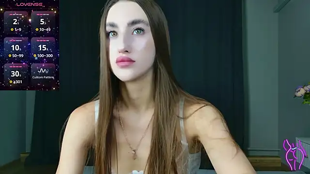 Snapshot of MadisonRen chatting on 07-31-26, 11:09 MadisonRen online show from 07-31-26, 11:09