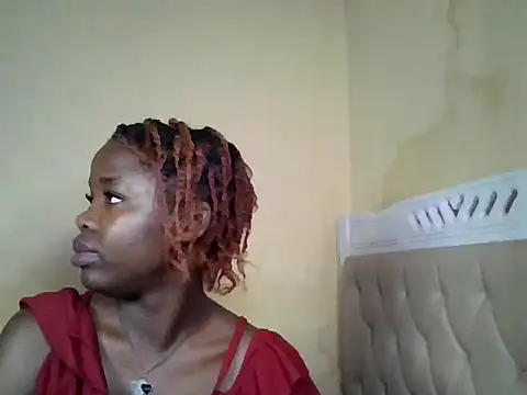 Snapshot of kinkyaria3 chatting on 05-21-26, 12:13 kinkyaria3 online show from 05-21-26, 12:13