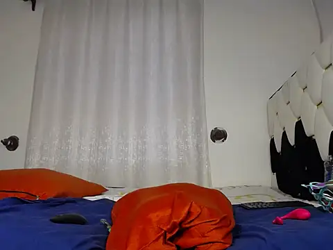 KinkQueenLove online show from 07-11-26, 05:52
