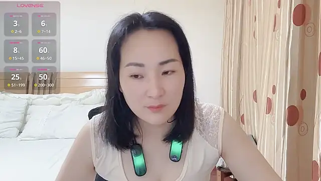 Snapshot of ParisNoctis chatting on 05-26-26, 04:16 ParisNoctis online show from 05-26-26, 04:16