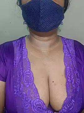 Snapshot of MISS-LOVEV chatting on 07-19-26, 12:46 MISS-LOVEV online show from 07-19-26, 12:46