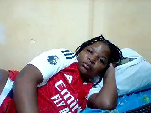 Camilla-Sweets online show from 05-17-26, 07:03