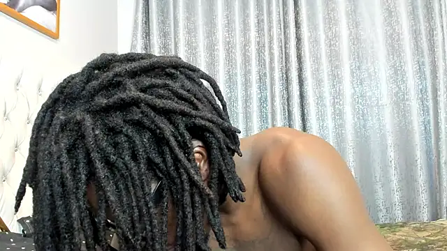 Snapshot of Charlies_Angelz chatting on 07-21-26, 07:15 Charlies Angelz online show from 07-21-26, 07:15