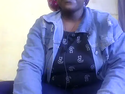 Snapshot of saraswee chatting on 07-13-26, 07:13 saraswee online show from 07-13-26, 07:13