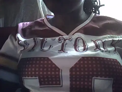 Snapshot of Ebony-Katrinna chatting on 06-15-26, 09:31 Ebony-Katrinna online show from 06-15-26, 09:31