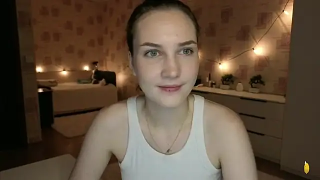 Megan swiftss online show from 06-10-26, 07:15