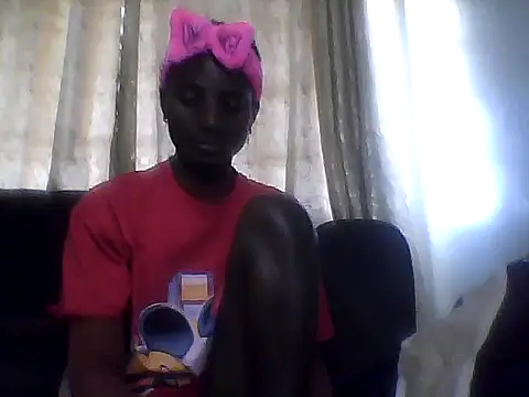 cutiebreey online show from 06-10-26, 01:56