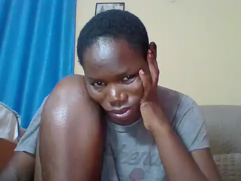 Blacksexyqueen24 online show from 05-20-26, 08:39