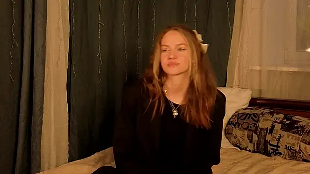 KareyFonger online show from 06-02-26, 07:58