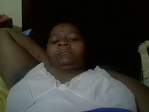 Snapshot of scatia chatting on 06-25-26, 05:12 scatia online show from 06-25-26, 05:12