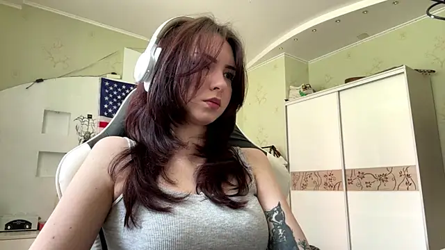 Snapshot of MellisaReckard chatting on 05-21-26, 12:46 MellisaReckard online show from 05-21-26, 12:46