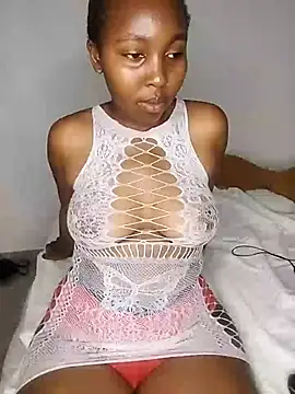 sexyygyall online show from 06-15-26, 03:23