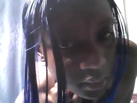 Snapshot of Smalltittsbigass chatting on 05-17-26, 07:36 Smalltittsbigass online show from 05-17-26, 07:36