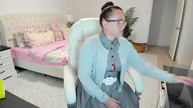 Vika73 online show from 07-08-26, 11:33