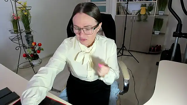 Vika73 online show from 01-19-26, 12:53