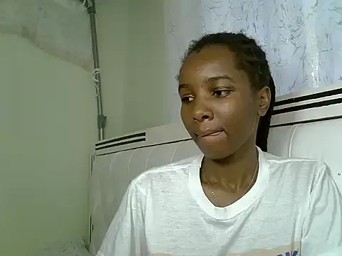 Snapshot of Sexy_vylsa chatting on 07-08-26, 11:00 Sexy vylsa online show from 07-08-26, 11:00