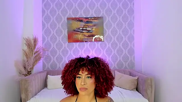 Snapshot of Nikki_Rousmel chatting on 06-10-26, 04:13 Nikki Rousmel online show from 06-10-26, 04:13
