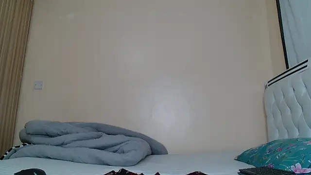 Snapshot of Tasty_Tasha chatting on 05-26-26, 07:34 Tasty Tasha online show from 05-26-26, 07:34