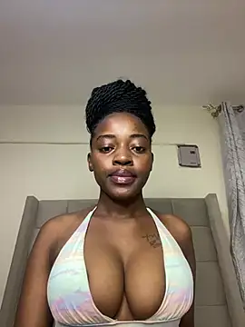 Snapshot of pretty_miss12 chatting on 07-21-26, 04:47 pretty miss12 online show from 07-21-26, 04:47