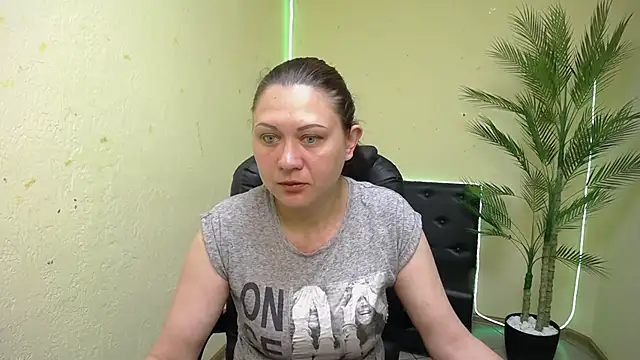 MorticiaAngel online show from 05-25-26, 04:56