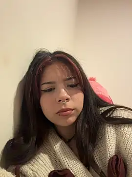 Snapshot of softdoll-_ chatting on 07-11-26, 04:02 softdoll- online show from 07-11-26, 04:02