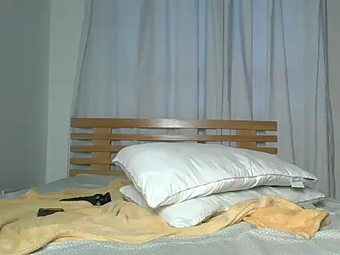 Sassyleli online show from 05-27-26, 03:36