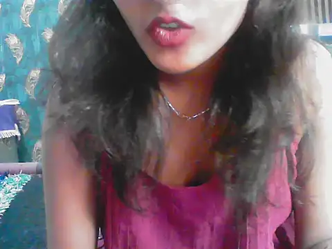 Snapshot of Diana_Penty chatting on 06-02-26, 01:44 Diana Penty online show from 06-02-26, 01:44