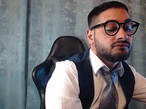 Snapshot of MajesticGOLD chatting on 05-24-26, 07:47 MajesticGOLD online show from 05-24-26, 07:47