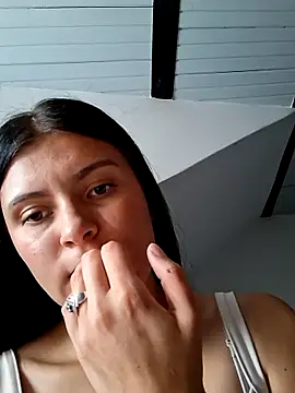 Snapshot of Yeras_ chatting on 06-09-26, 06:09 Yeras online show from 06-09-26, 06:09