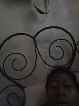 Snapshot of azina2 chatting on 07-16-26, 04:31 azina2 online show from 07-16-26, 04:31