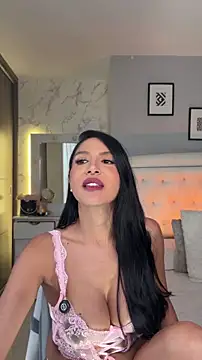 Snapshot of Anny_Honeey chatting on 05-20-26, 03:20 Anny Honeey online show from 05-20-26, 03:20