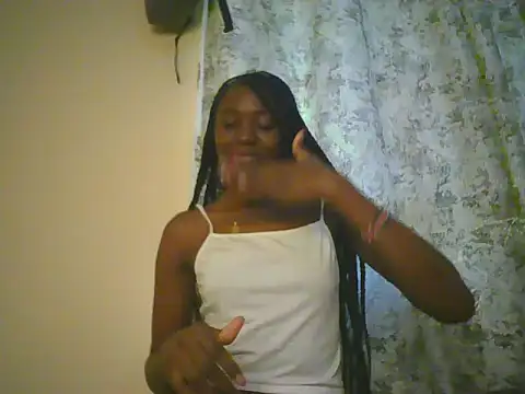 Preetygirlyz online show from 05-29-26, 05:46