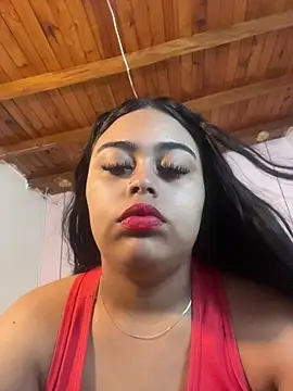 Snapshot of MiaLane3 chatting on 07-15-26, 11:39 MiaLane3 online show from 07-15-26, 11:39