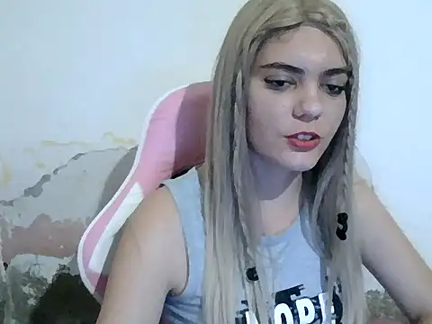 Snapshot of Angel_Ristoww chatting on 05-22-26, 09:02 Angel Ristoww online show from 05-22-26, 09:02