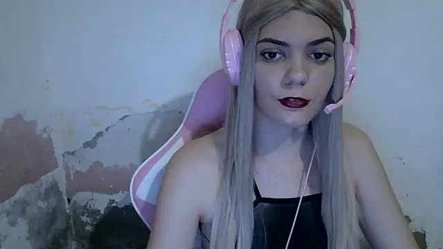 Snapshot of Angel_Ristoww chatting on 06-03-26, 11:53 Angel Ristoww online show from 06-03-26, 11:53