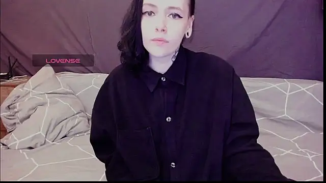 Polly Megan online show from 06-21-26, 08:47