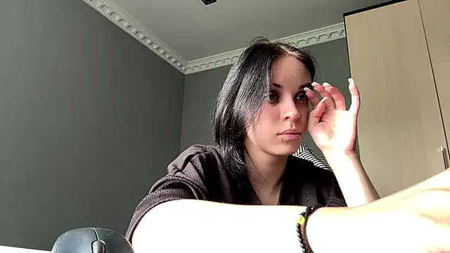 Snapshot of illiebilish chatting on 06-02-26, 07:19 illiebilish online show from 06-02-26, 07:19