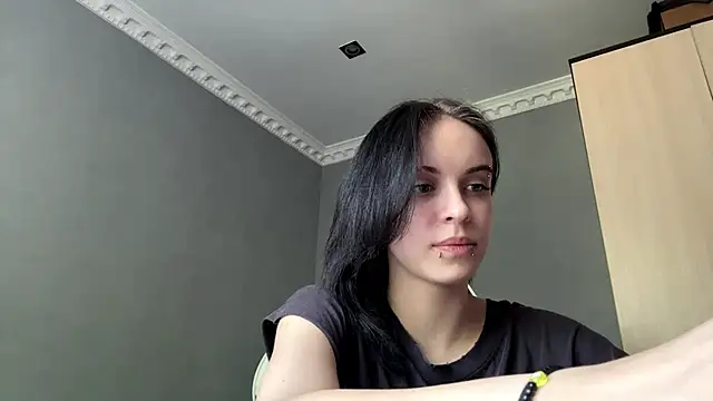 Snapshot of illiebilish chatting on 05-29-26, 07:25 illiebilish online show from 05-29-26, 07:25