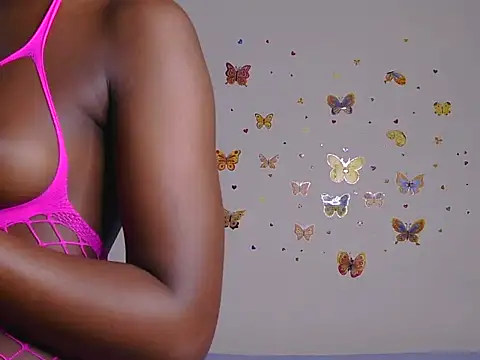 PinkCoochie02 online show from 06-18-26, 04:11