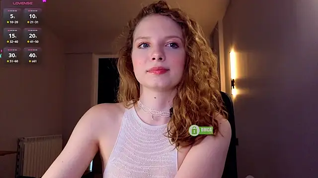 Snapshot of FaeCharm chatting on 06-25-26, 05:07 FaeCharm online show from 06-25-26, 05:07
