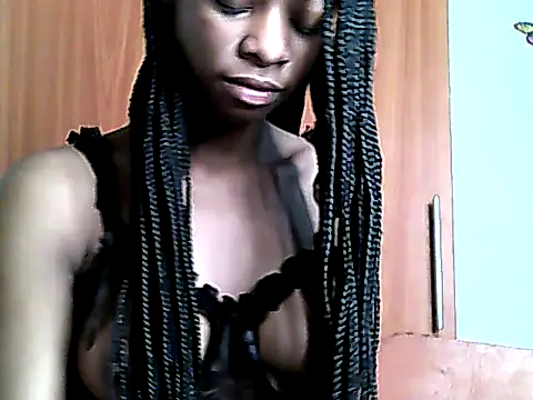Snapshot of evrose chatting on 05-23-26, 08:02 evrose online show from 05-23-26, 08:02