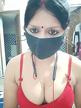 Snapshot of ZOYA-STRIP chatting on 06-17-26, 04:39 ZOYA-STRIP online show from 06-17-26, 04:39